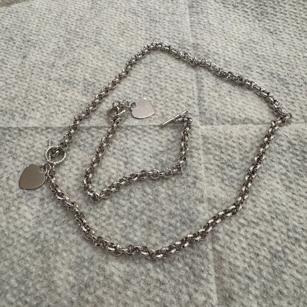 Chic Silver Heart Charm Jewelry Set